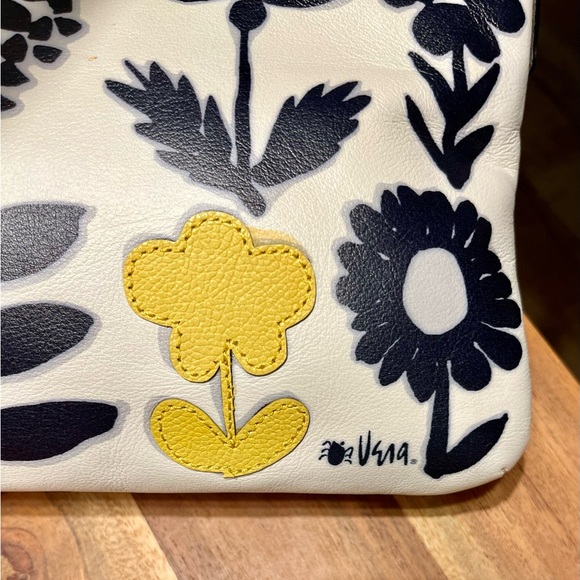 NWT Brighton Celebrates Vera Secret Garden Leather Pouch Crossbody - Picture 2 of 10